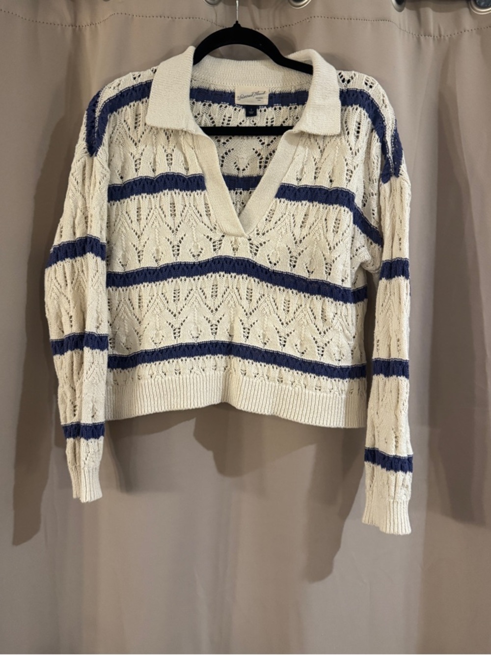 Universal Thread Cream & Blue Open-Knit Collared V-Neck Stripe Sweater